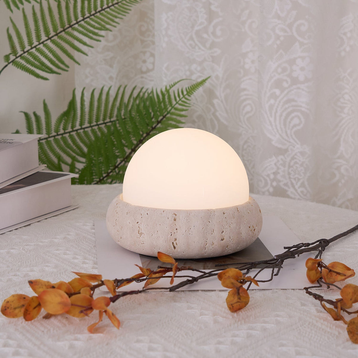 Caliror lámpara de mesa con esfera de travertino
