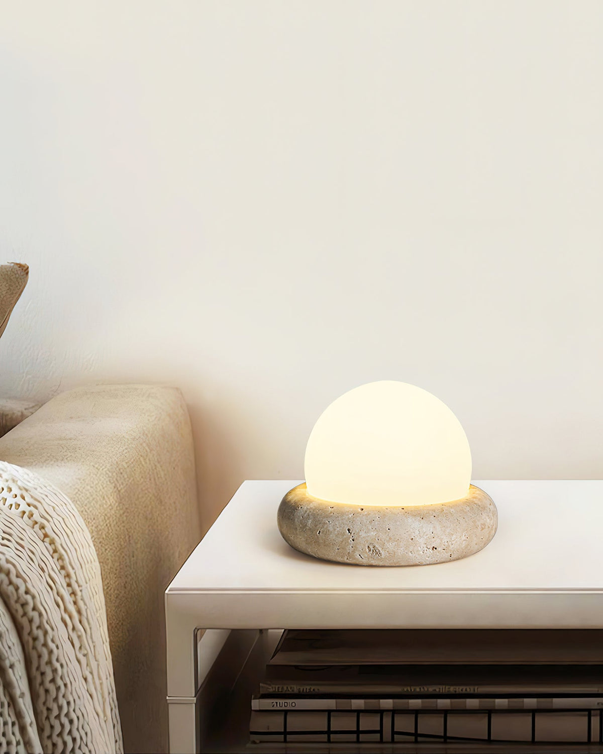 Caliror lámpara de mesa con esfera de travertino