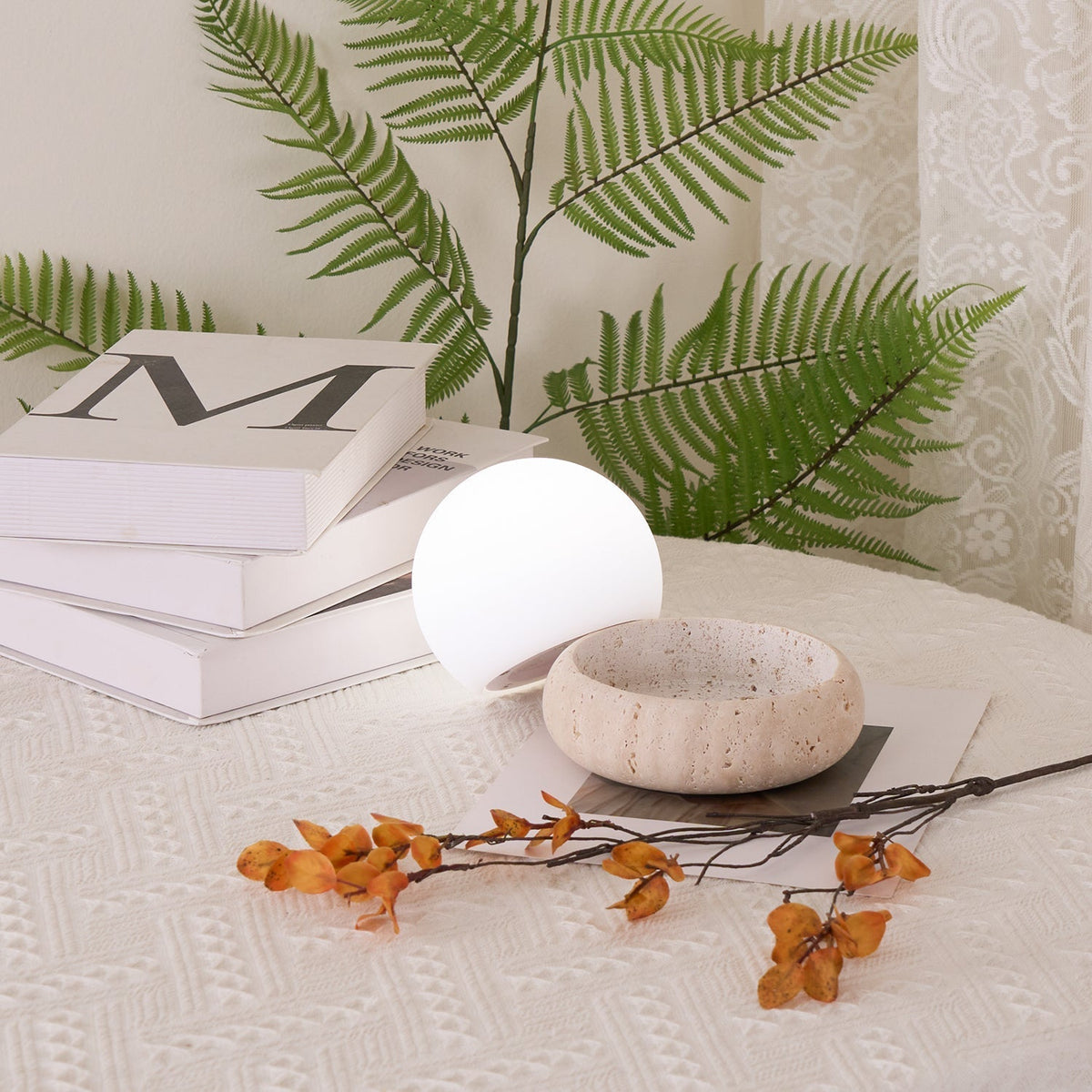 Caliror lámpara de mesa con esfera de travertino