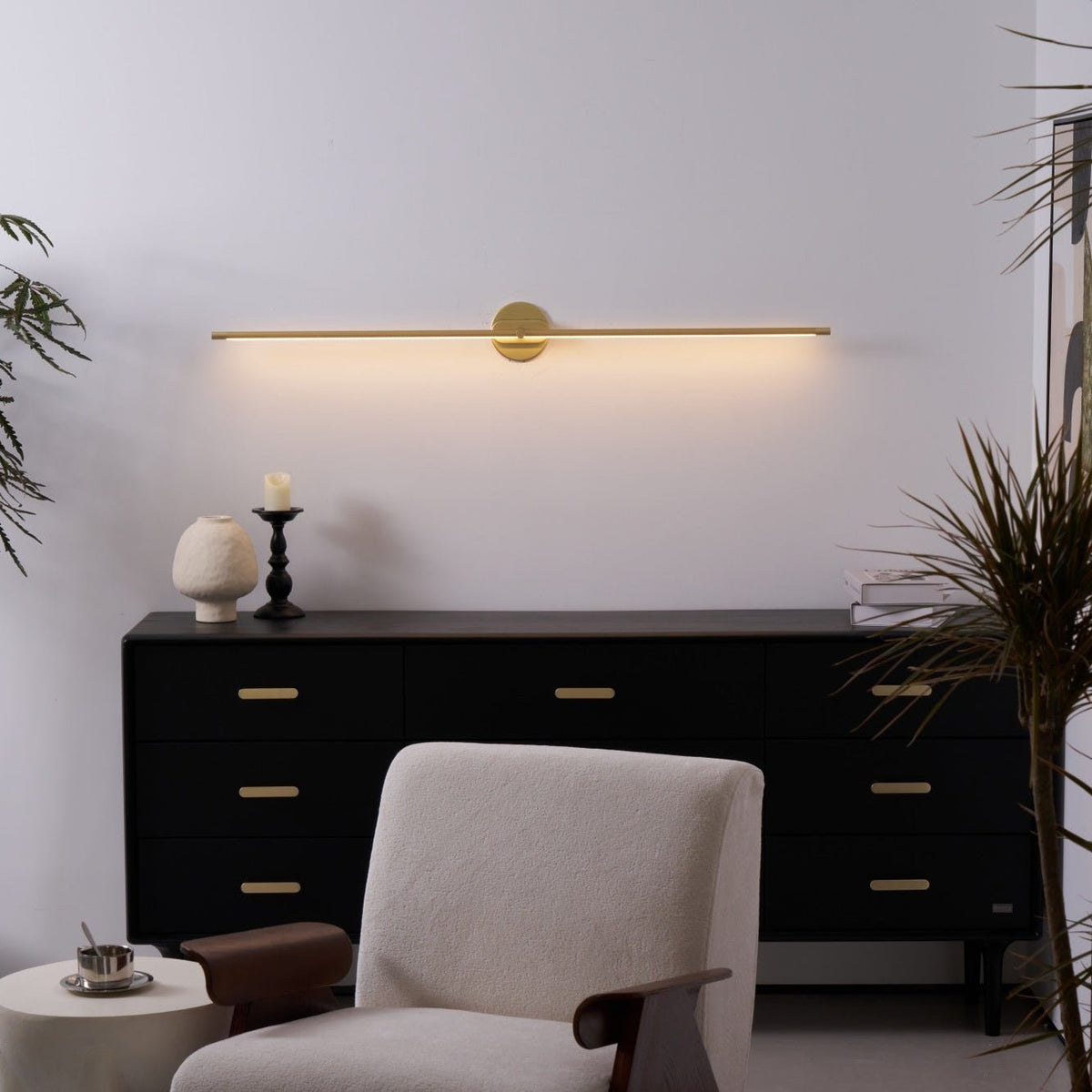 Elairette aplique de pared lineal minimalista