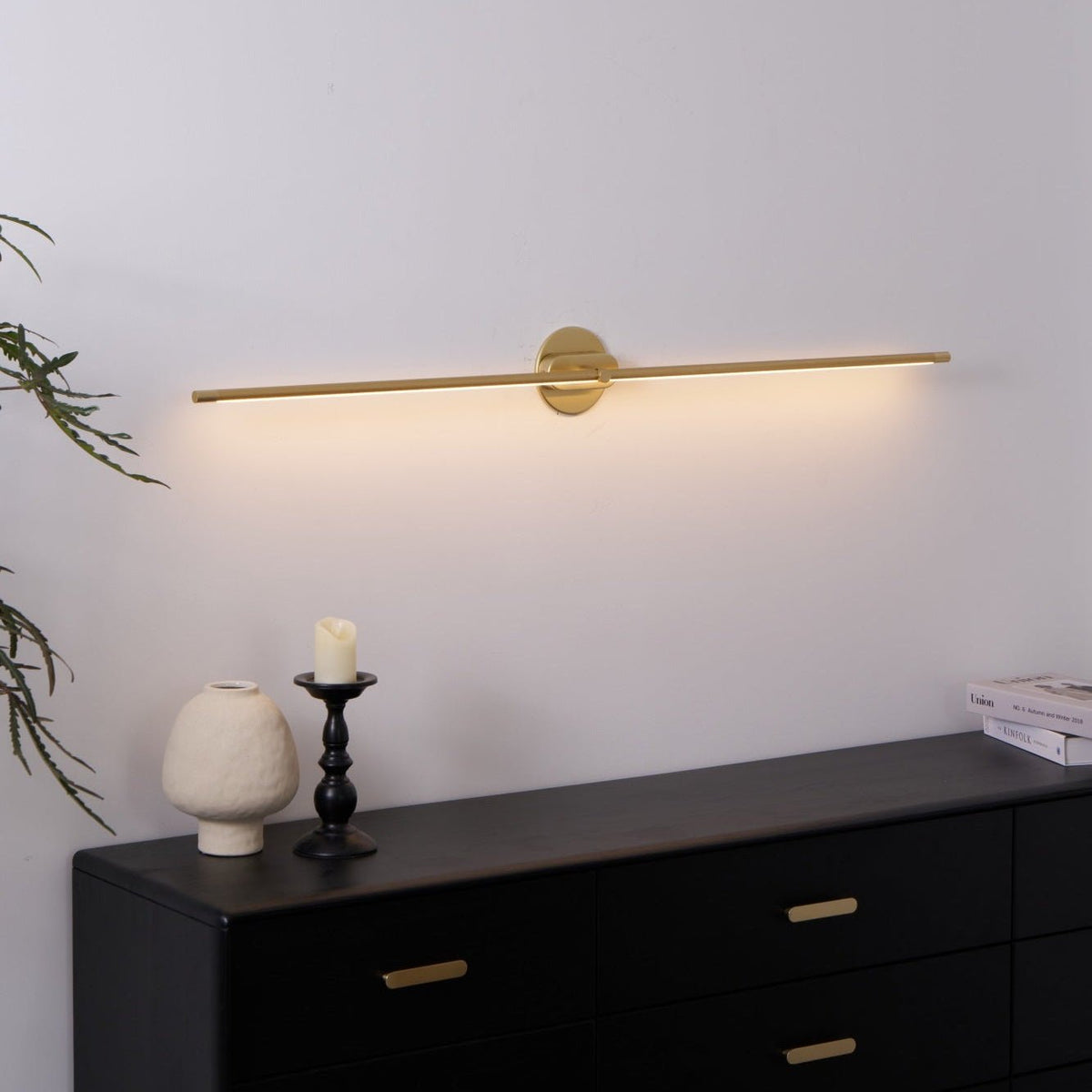 Elairette aplique de pared lineal minimalista