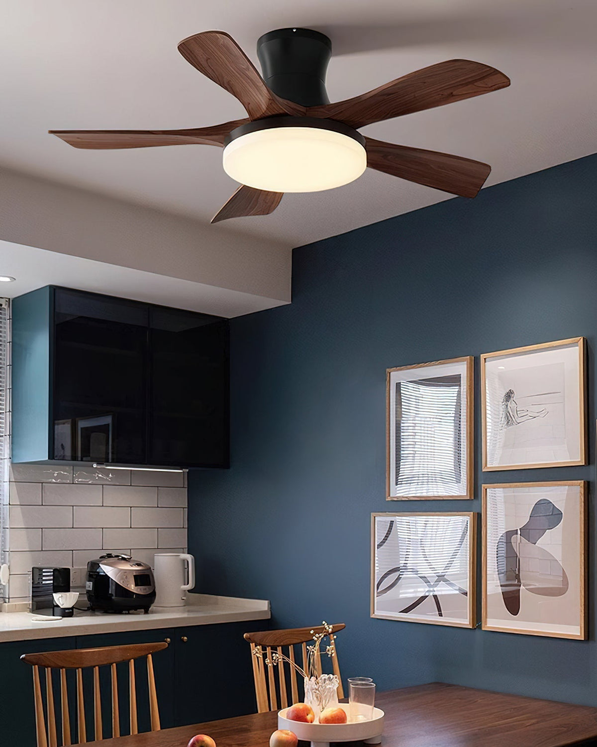 Hawthorne ventilador de techo con luz