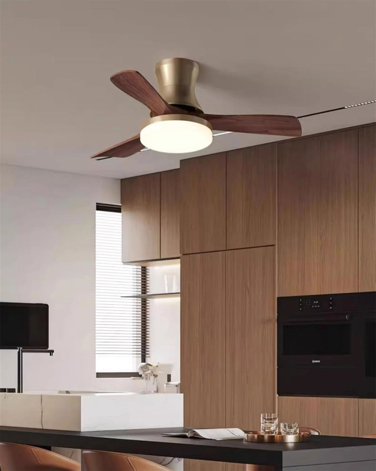 Hawthorne ventilador de techo con luz