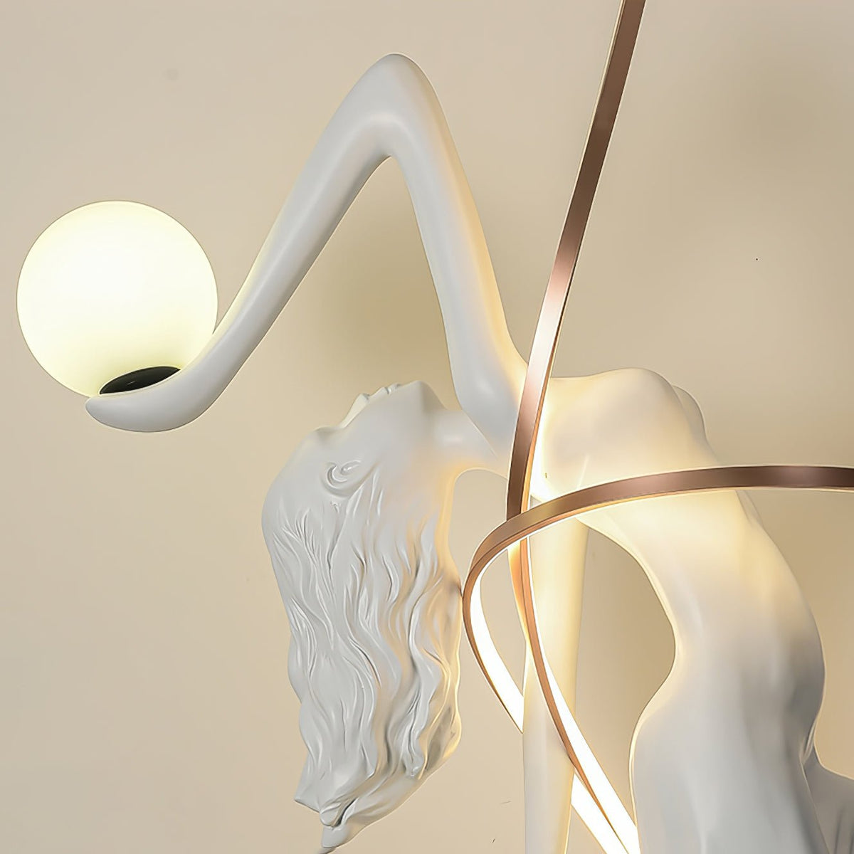 Mirorelia lámpara de pie Estatua diosa elegante