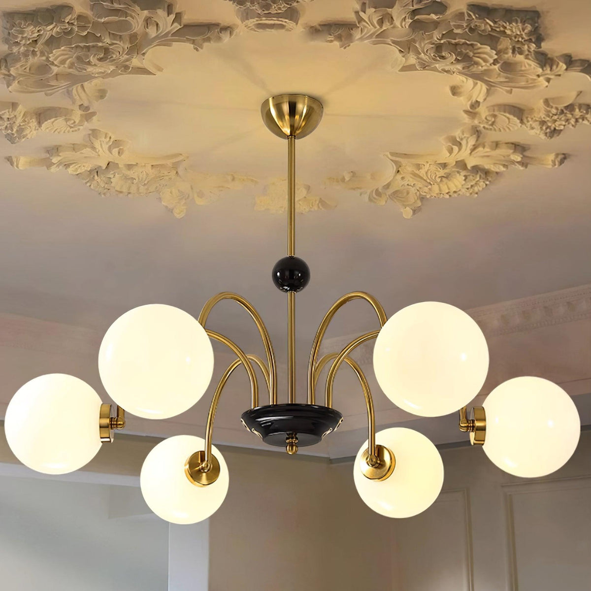 Lámpara de araña con brazos curvos y globos modernos estilo para comedor esfera