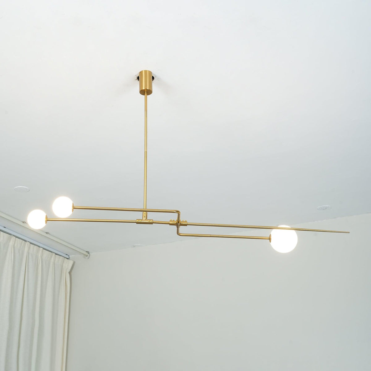 Lustra Chandelier Mobile Black Minimalist