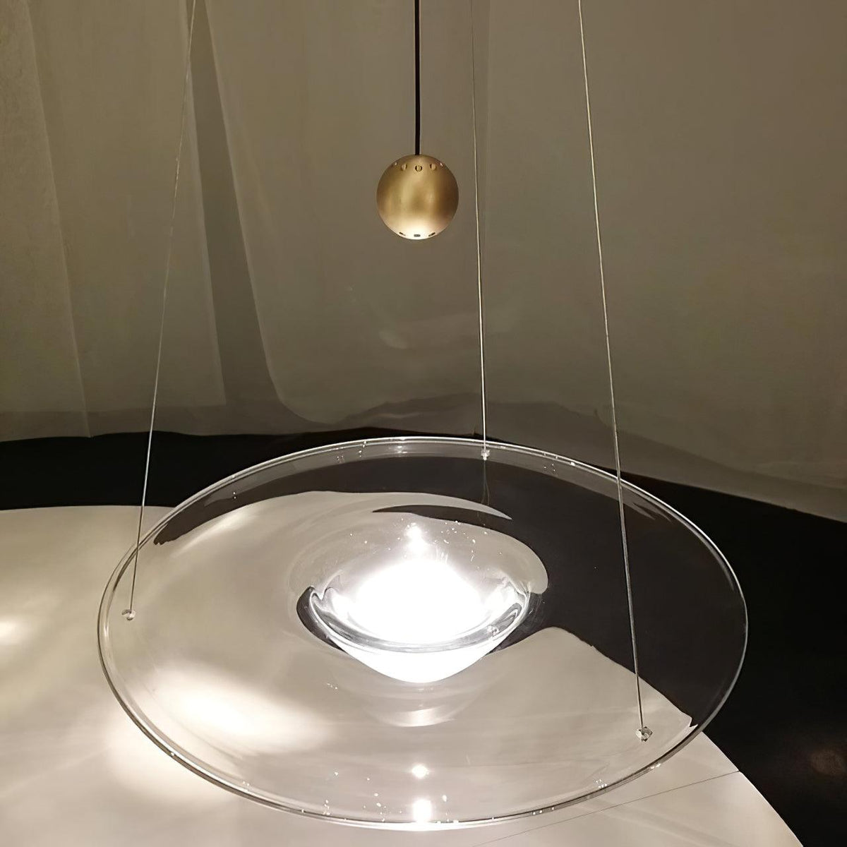 Aurivine lámpara colgante minimalista de latón