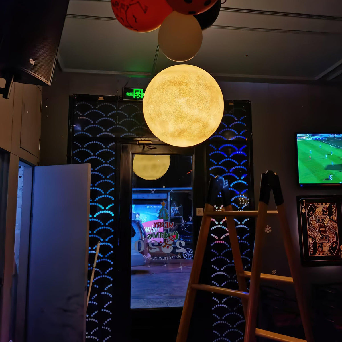 Miralaine lámpara colgante en forma de luna para salón
