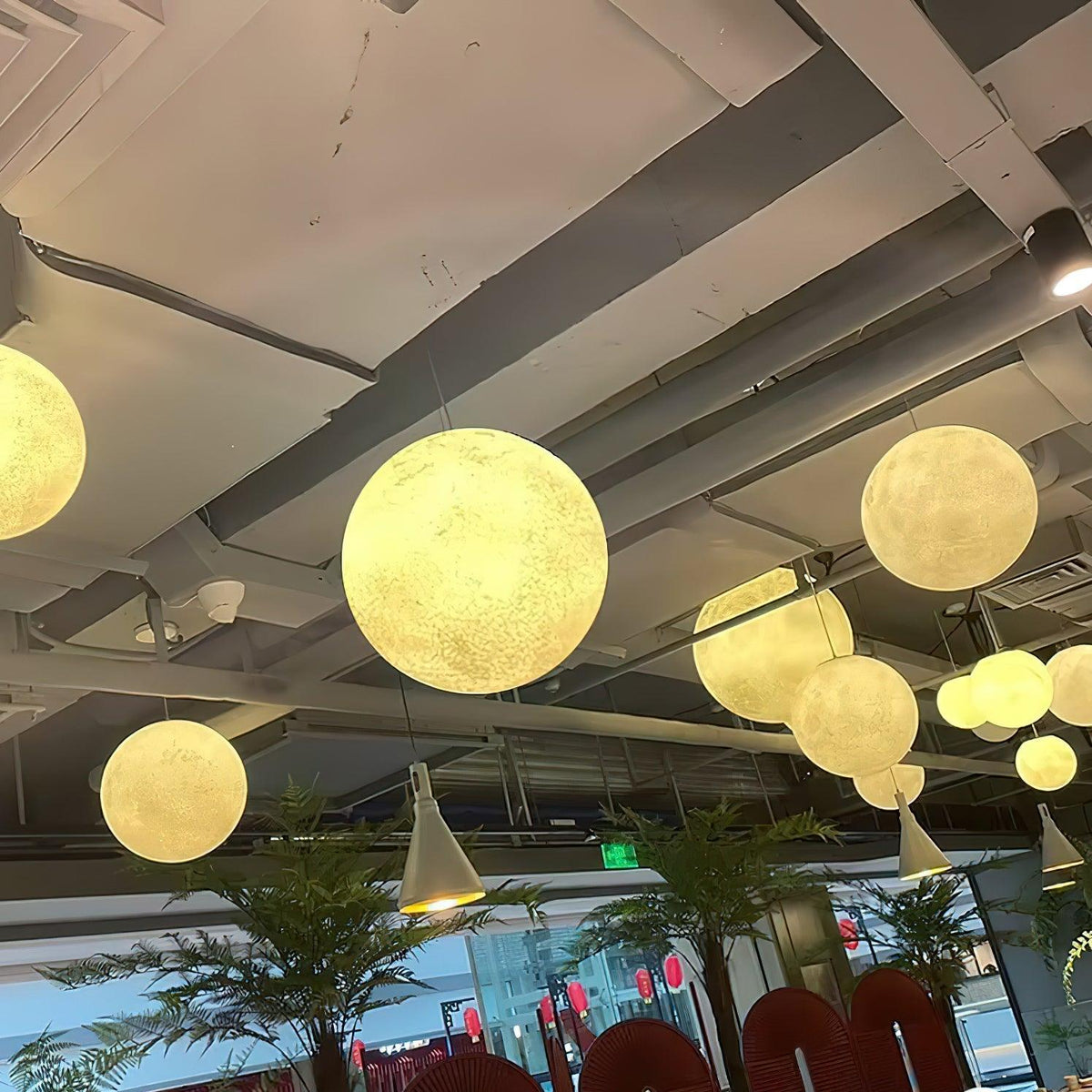 Miralaine lámpara colgante en forma de luna para salón
