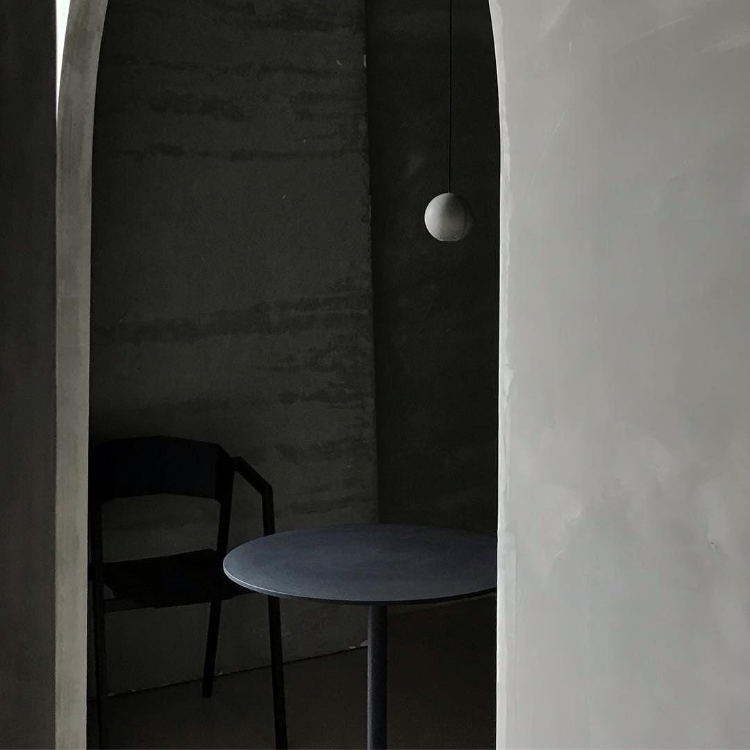 Umi lámpara colgante esfera minimalista en hormigón