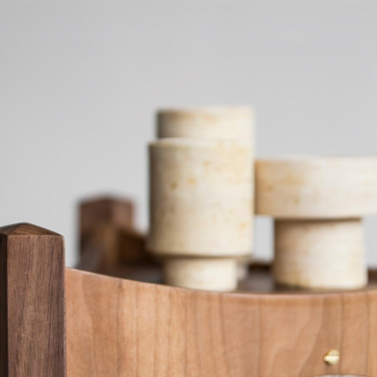 Carvora lámpara de pie de madera