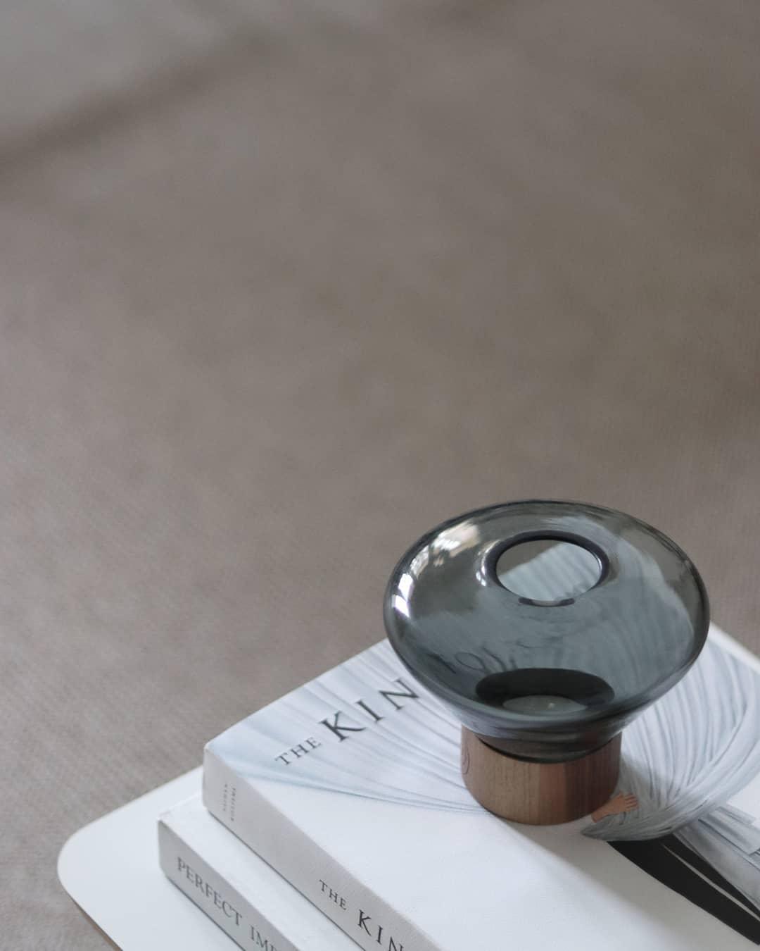 Sylirella lámpara de mesa minimalista de madera