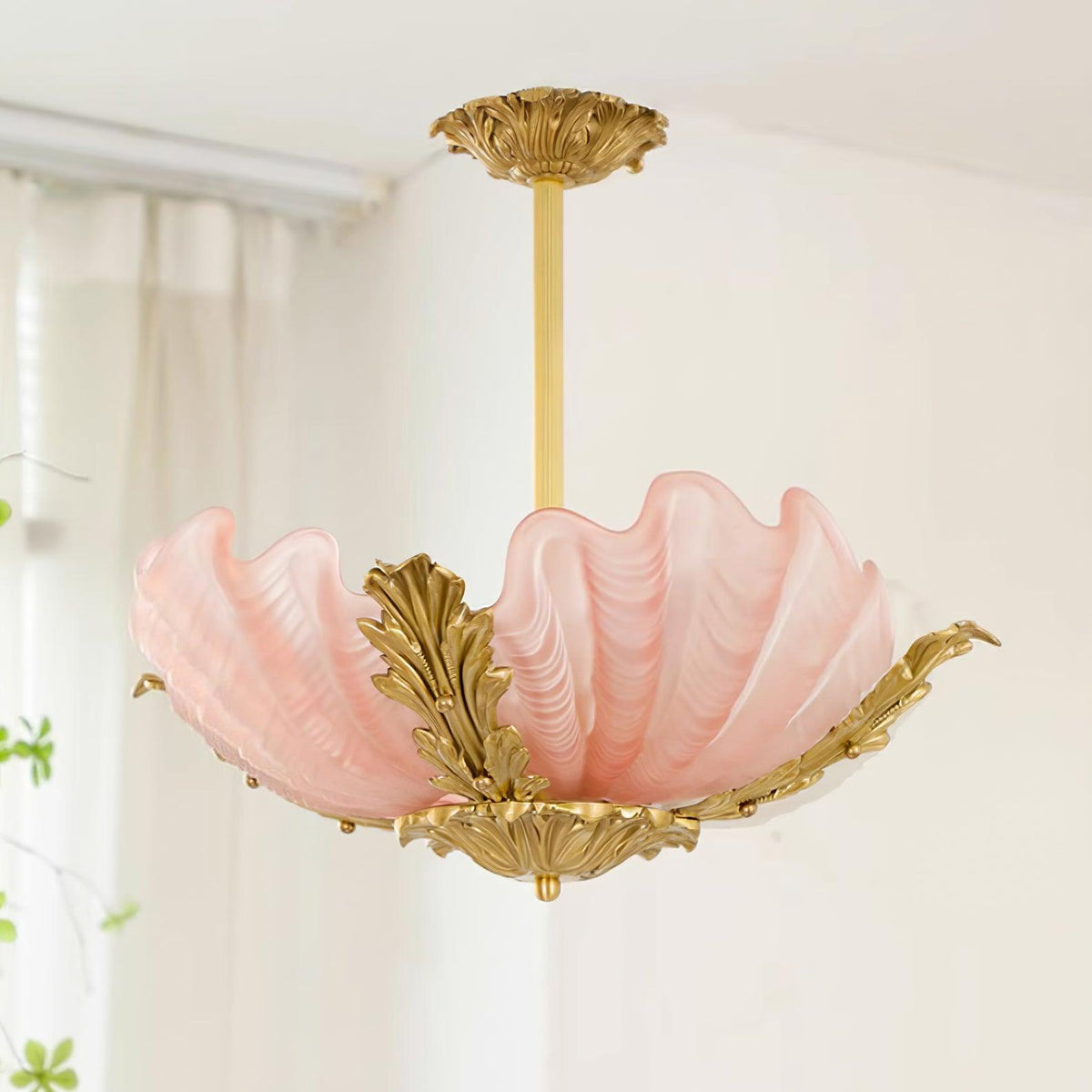 Murano lámpara colgante rosa con caparazón y barra de latón barroca