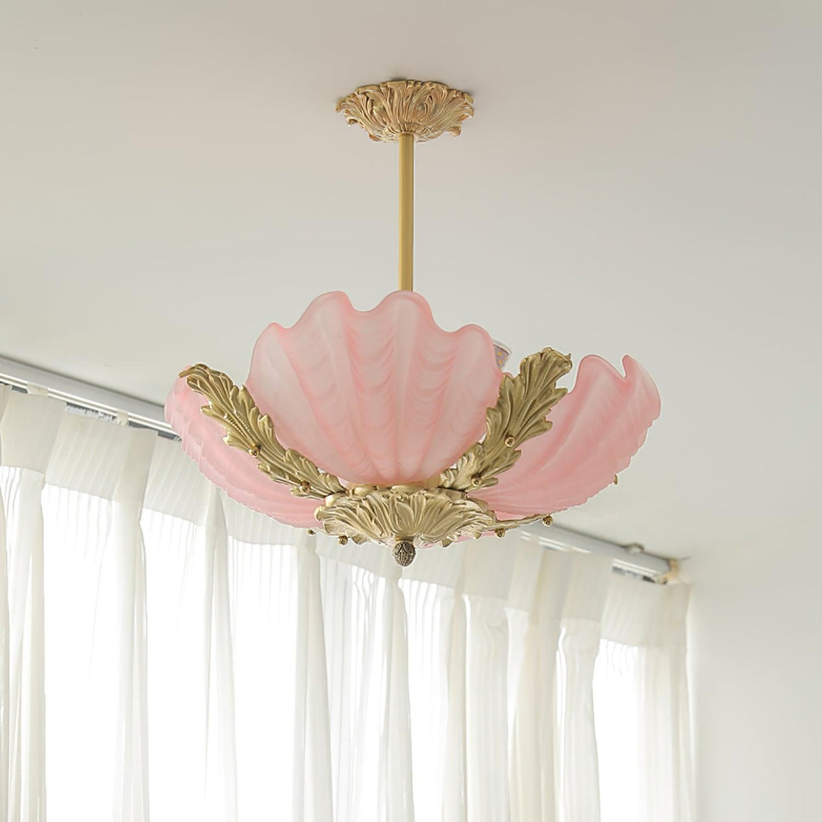 Murano lámpara colgante rosa con caparazón y barra de latón barroca