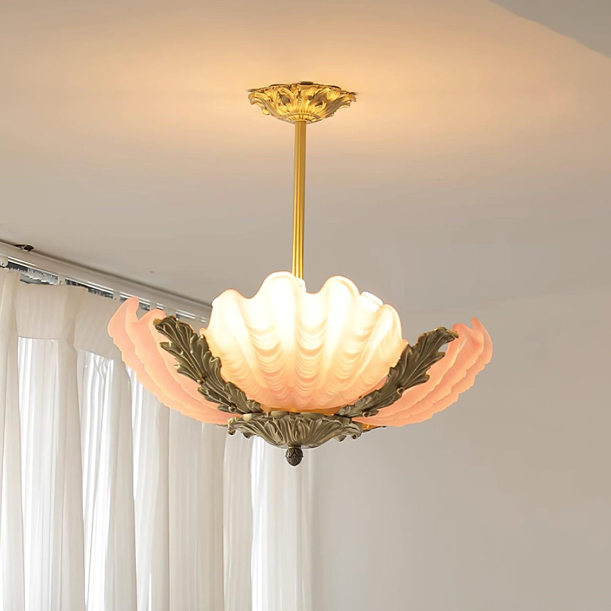 Murano lámpara colgante rosa con caparazón y barra de latón barroca