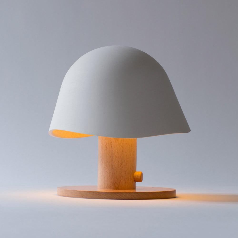 Wond lámpara de mesa de resina y madera