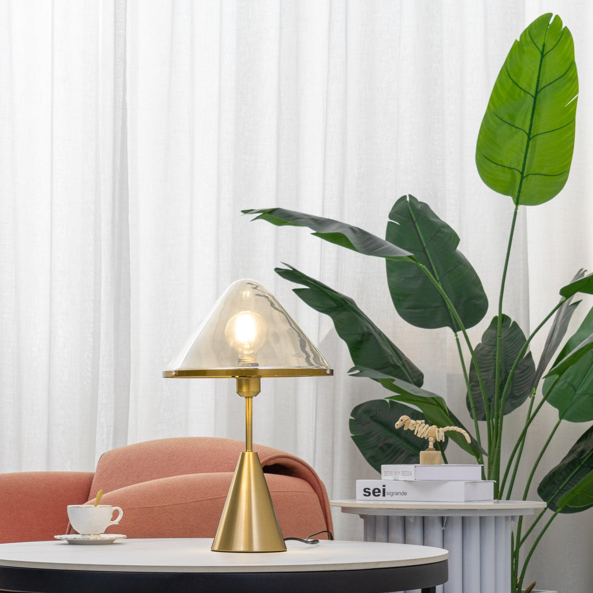 Lámpara de mesa Mushroom contemporánea