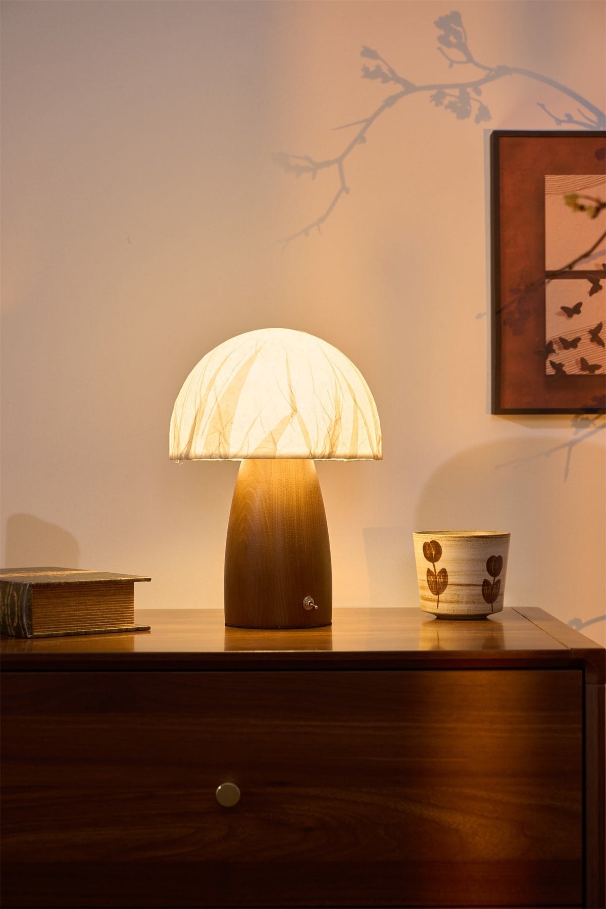 Nimbus lámpara de mesa de madera y tela