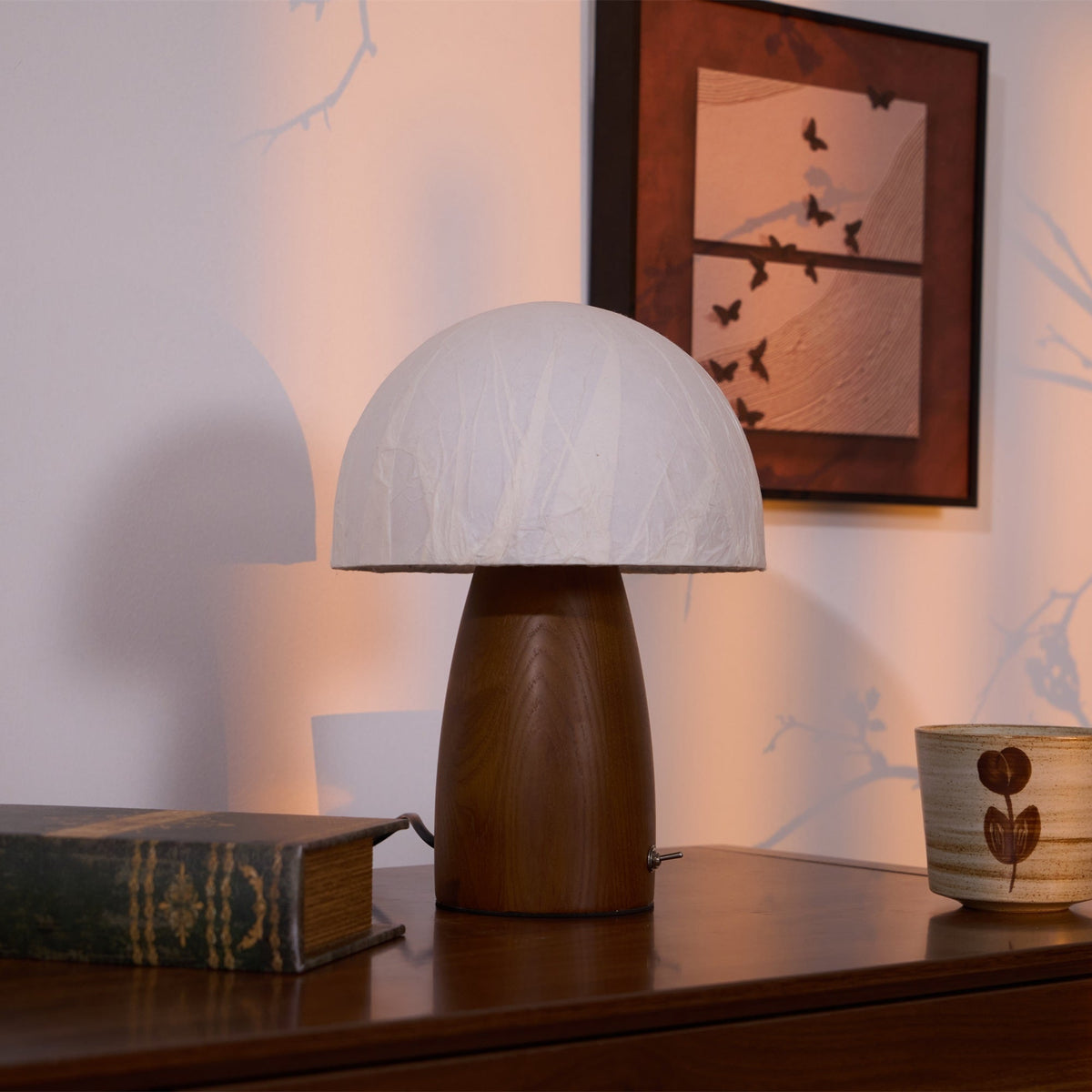 Nimbus lámpara de mesa de madera y tela