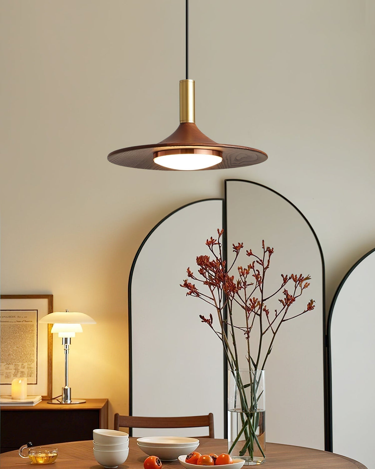 Kaelin lámpara colgante de forma de sombrero, madera estilo mid-century