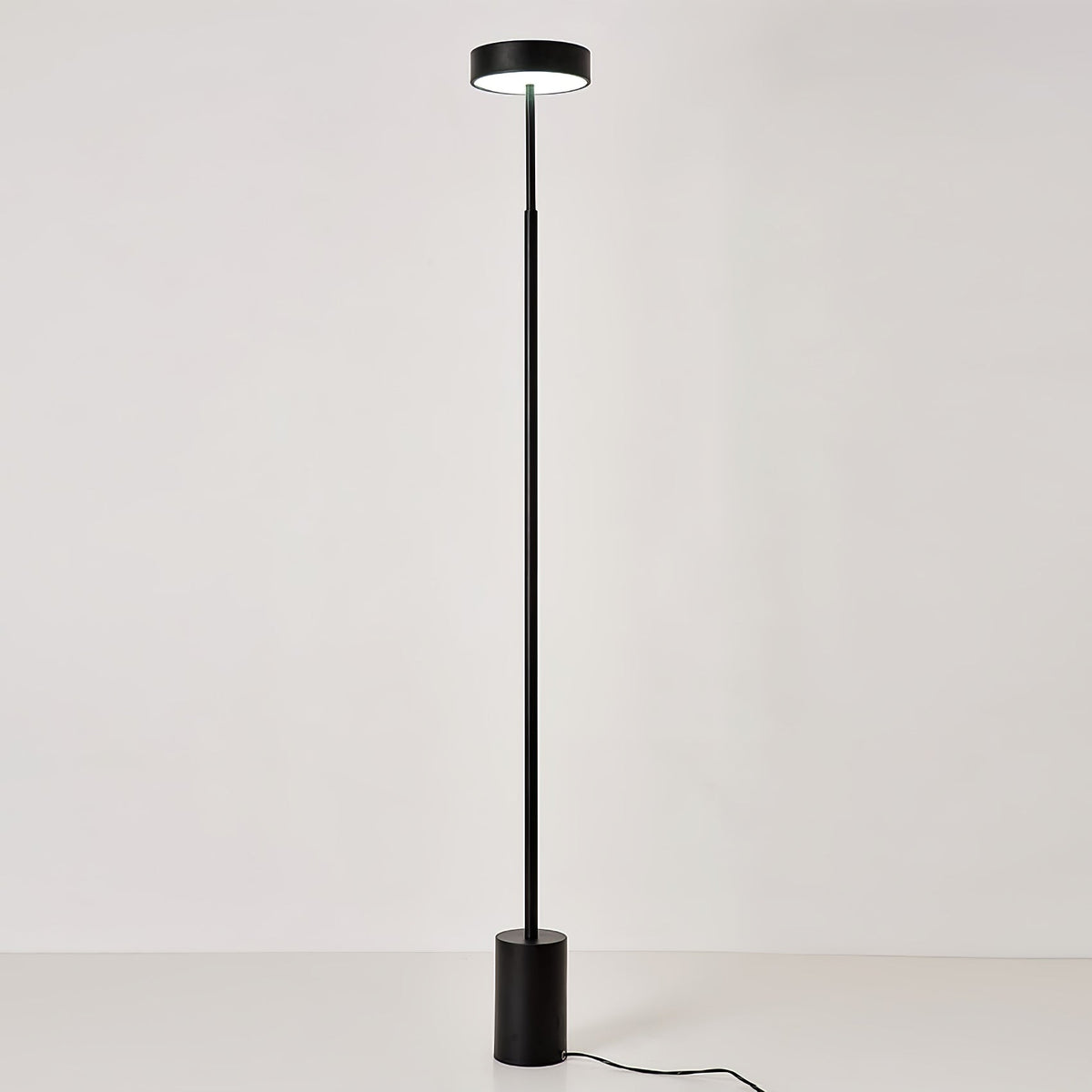 Circa lámpara de pie minimalista rotativa
