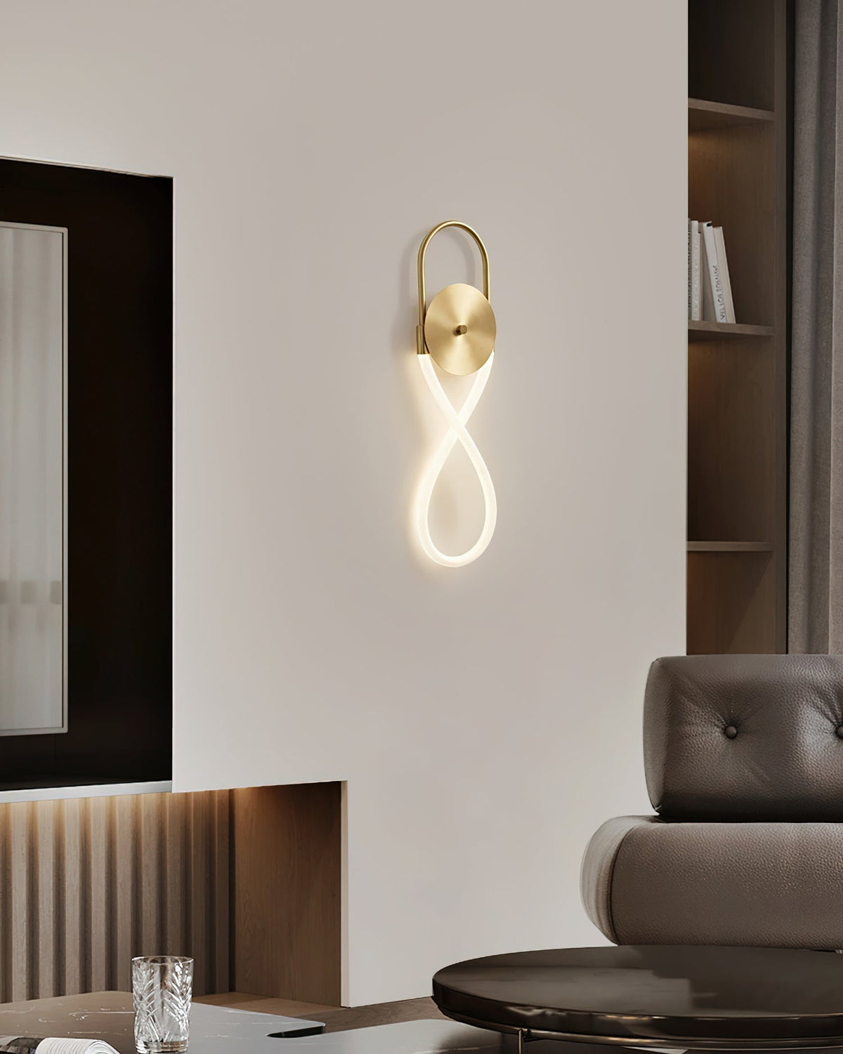 Ilirel aplique de pared de latón Art Necklace Loop