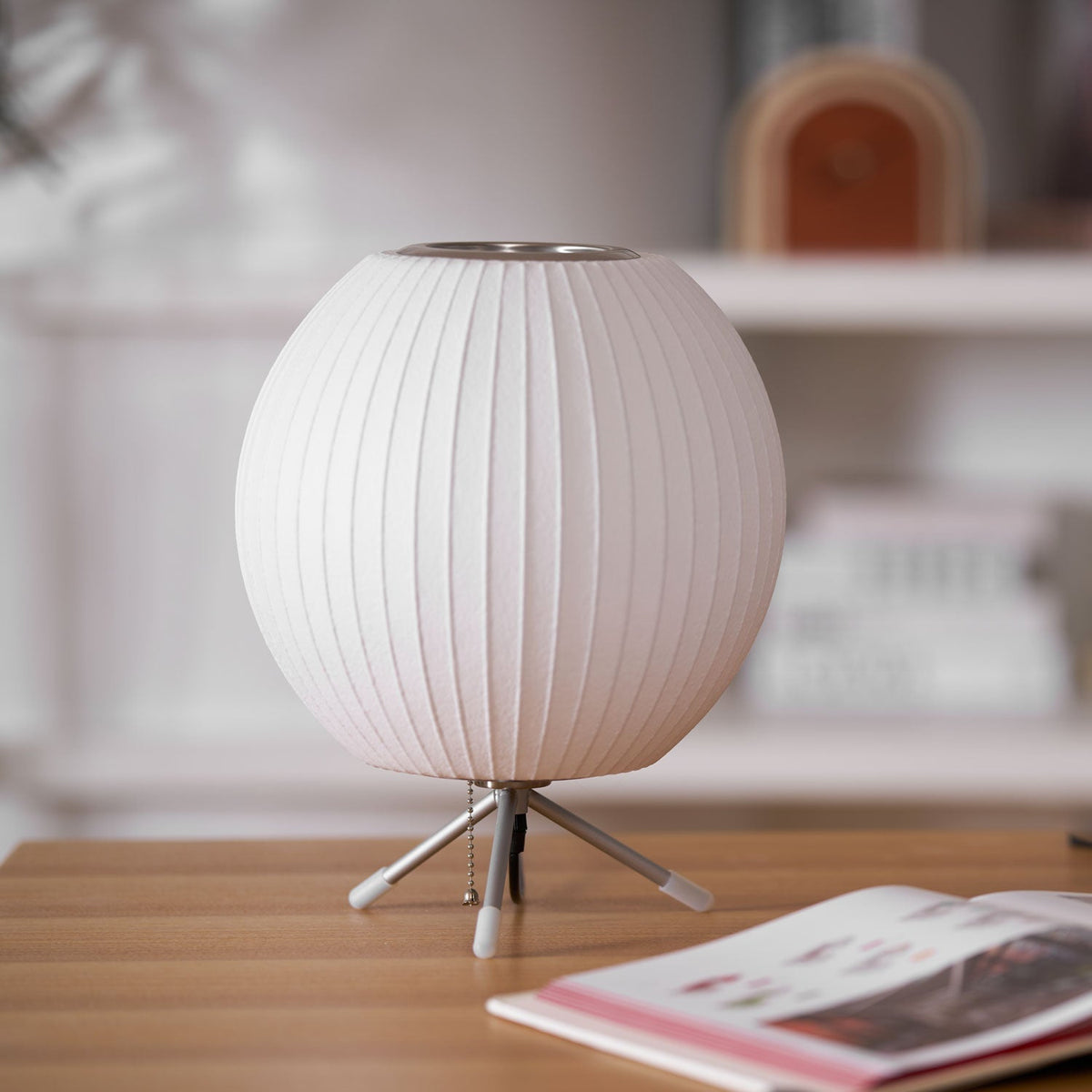 Rostix lámpara de mesa minimalista de acero