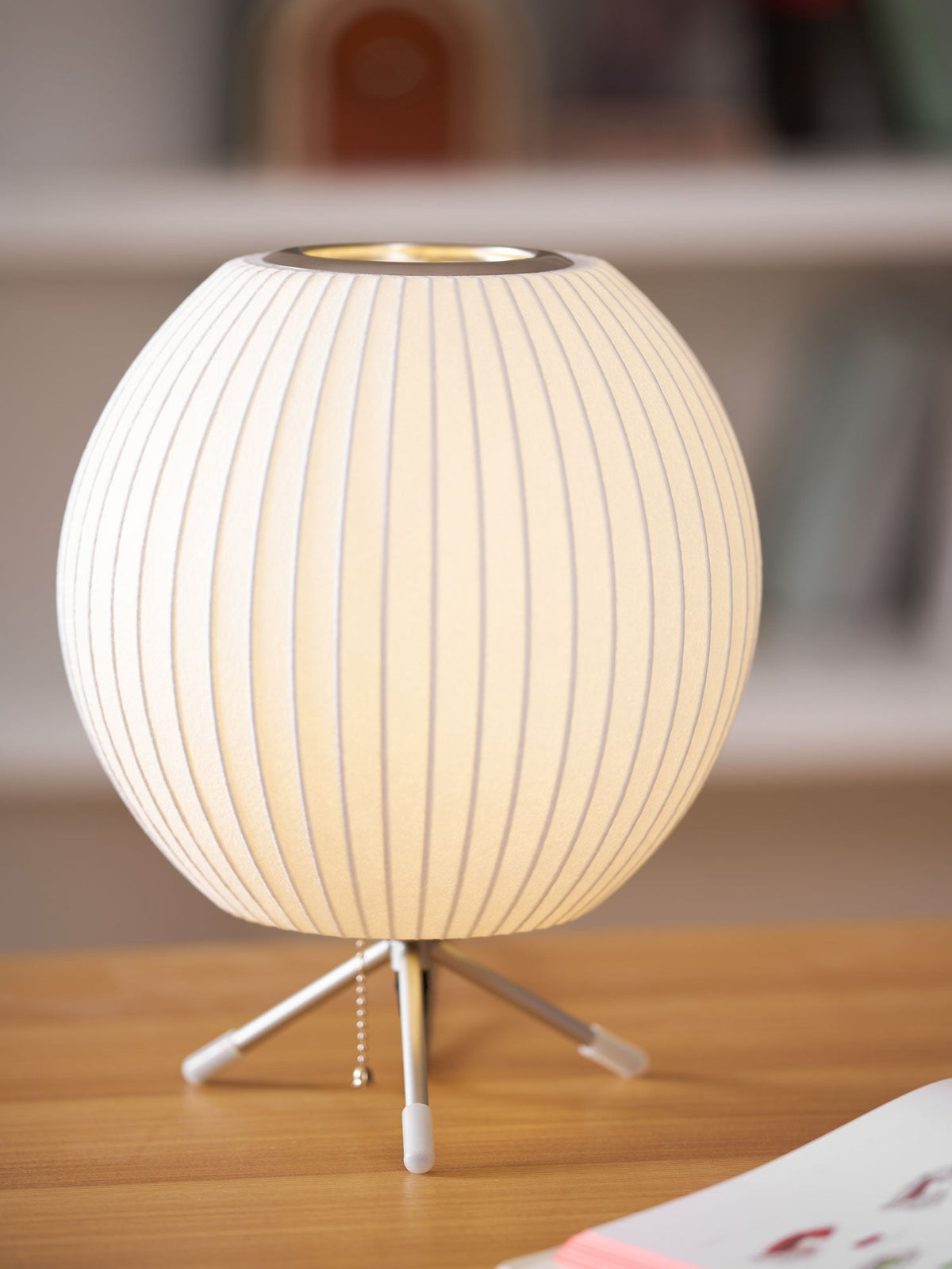 Rostix lámpara de mesa minimalista de acero