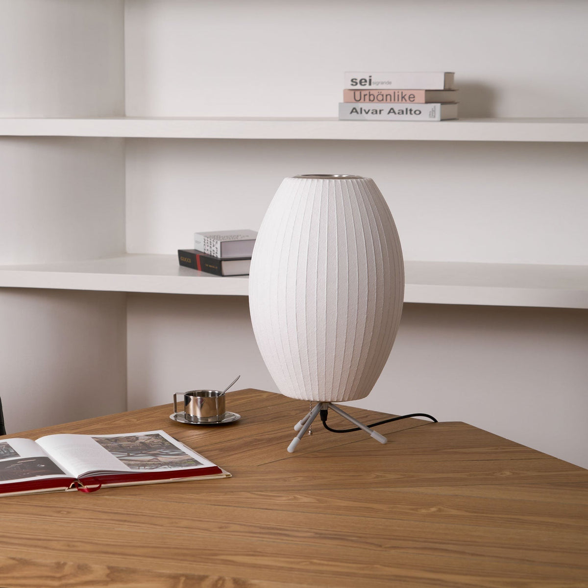 Rostix lámpara de mesa minimalista de acero