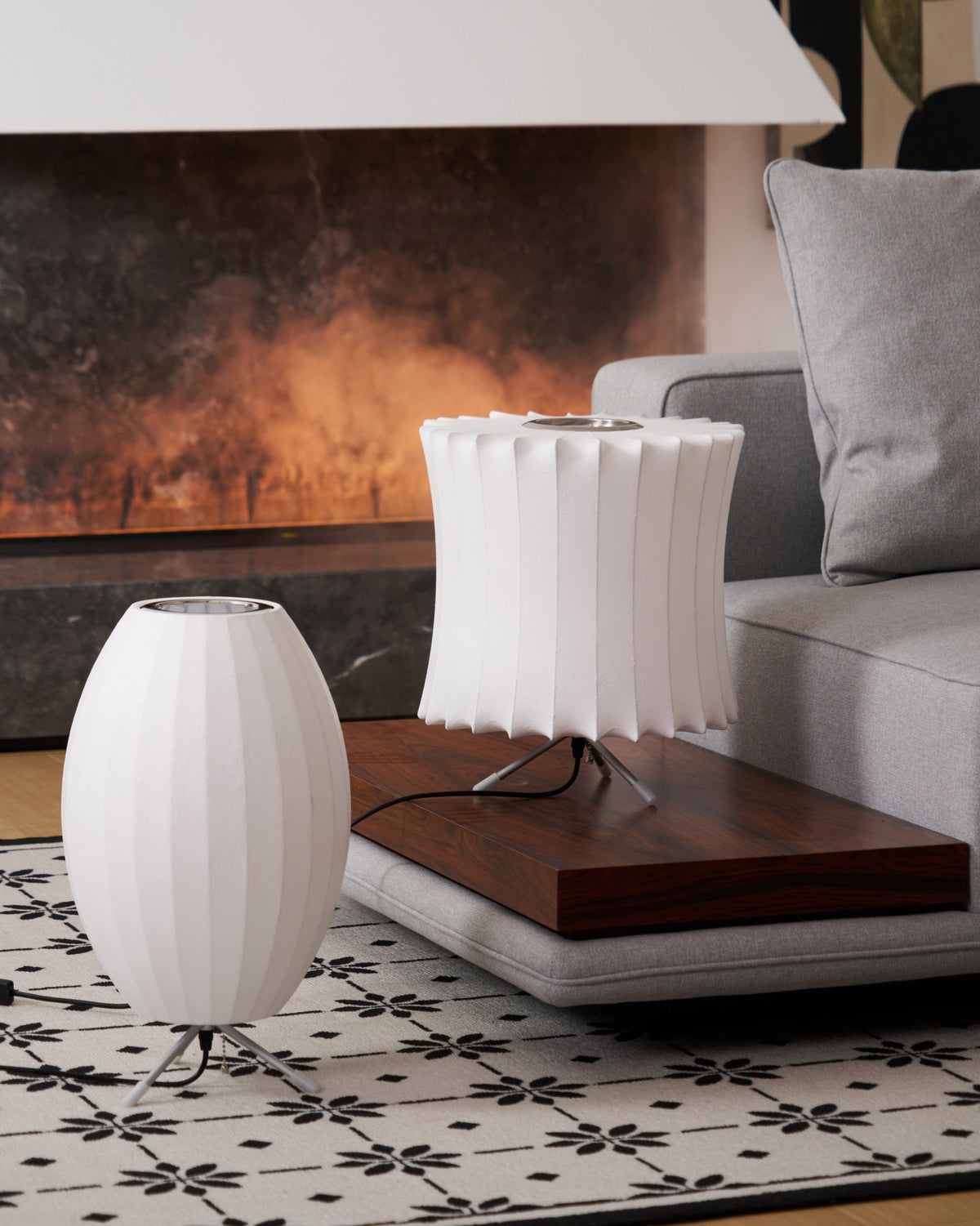 Rostix lámpara de mesa minimalista de acero