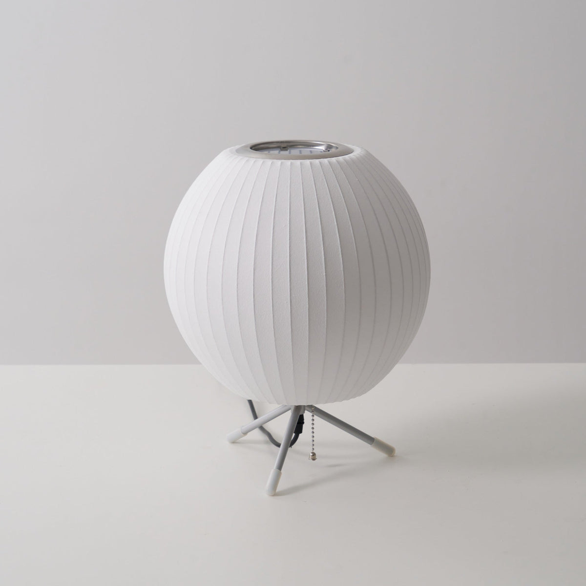 Rostix lámpara de mesa minimalista de acero