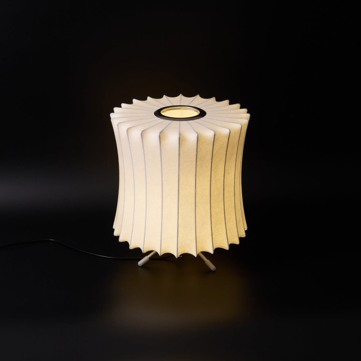 Rostix lámpara de mesa minimalista de acero