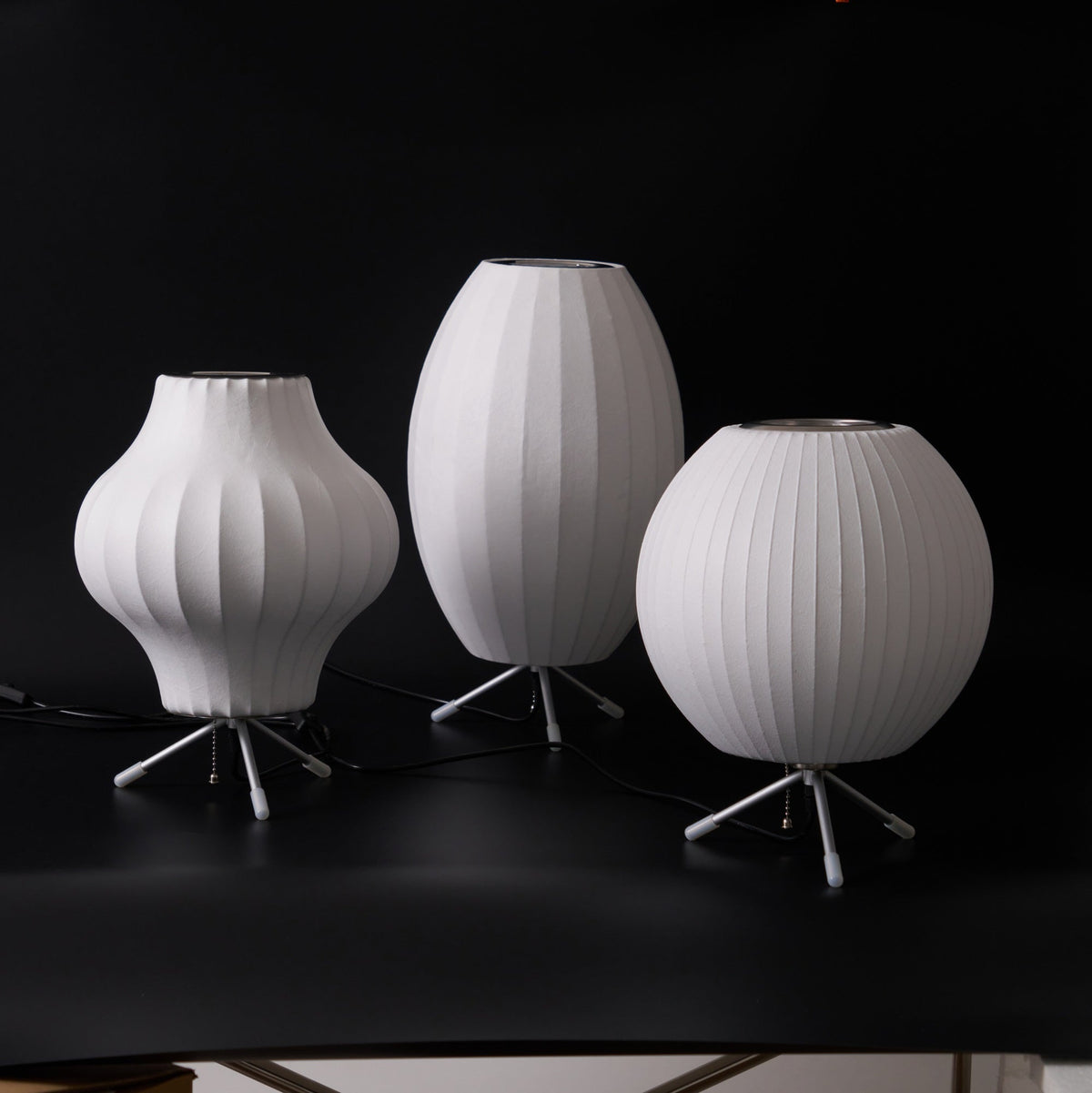 Rostix lámpara de mesa minimalista de acero