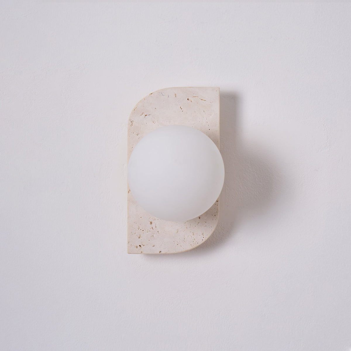 Serearia aplique de pared minimalista de travertino con enchufe enchufable