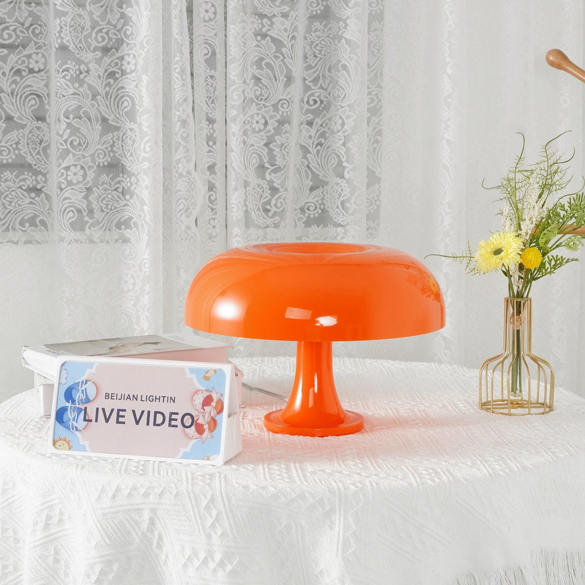 Orelielia lámpara de mesa de estilo lúdico