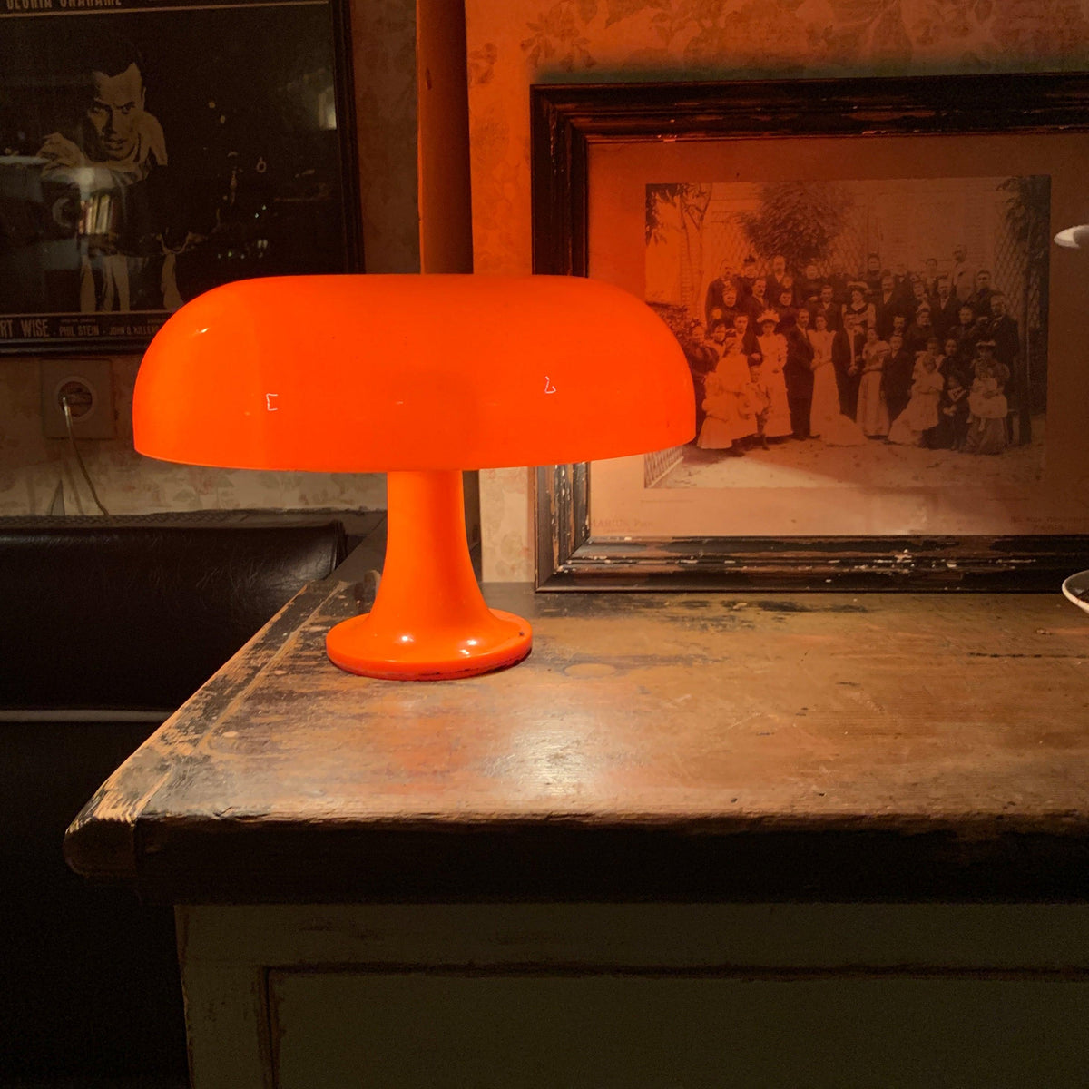 Orelielia lámpara de mesa de estilo lúdico