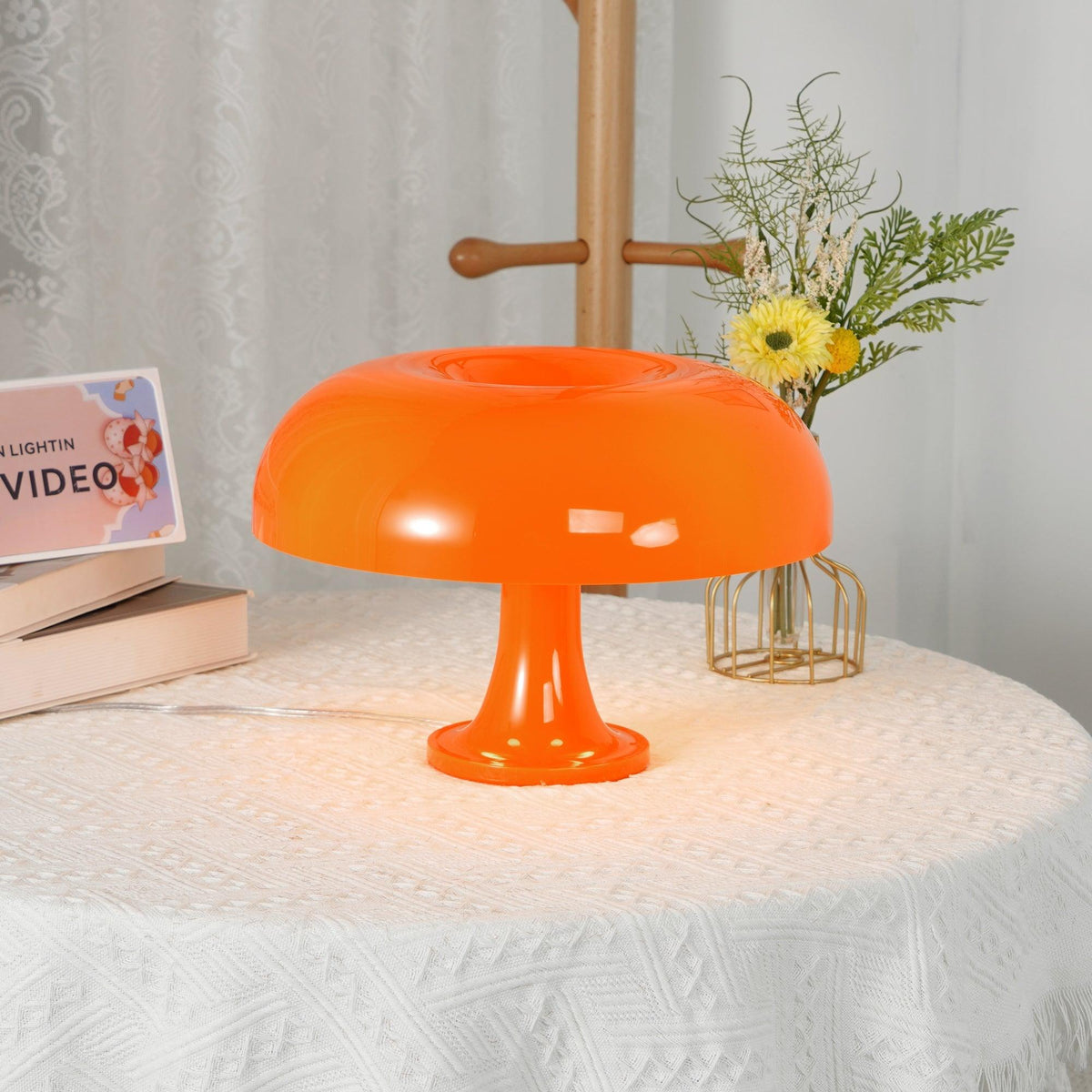Orelielia lámpara de mesa de estilo lúdico