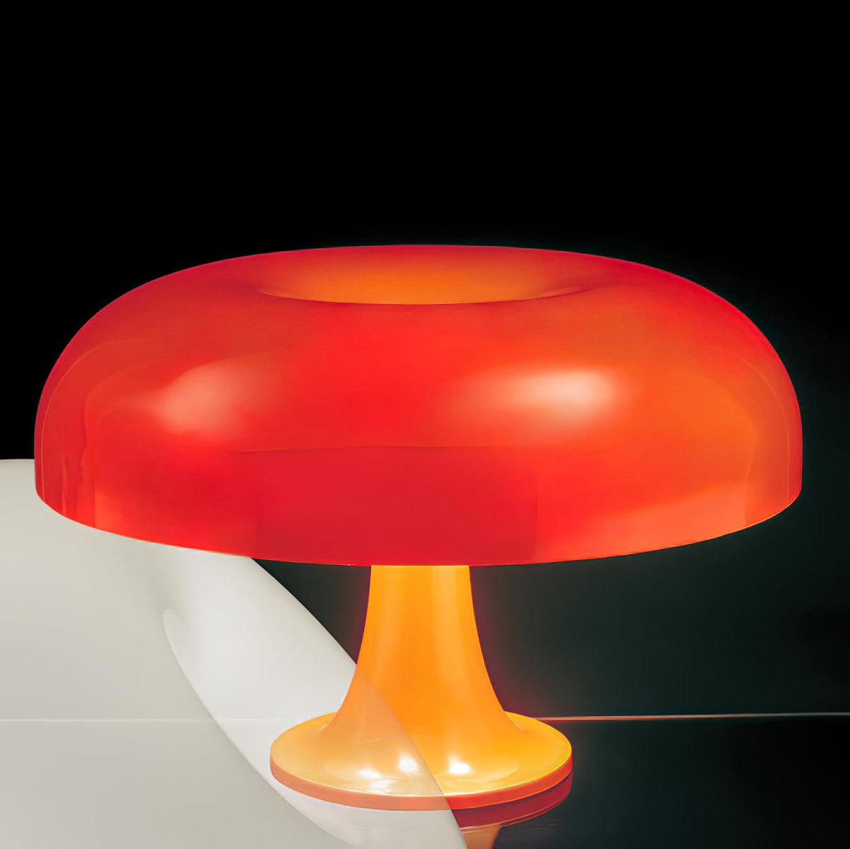 Orelielia lámpara de mesa de estilo lúdico