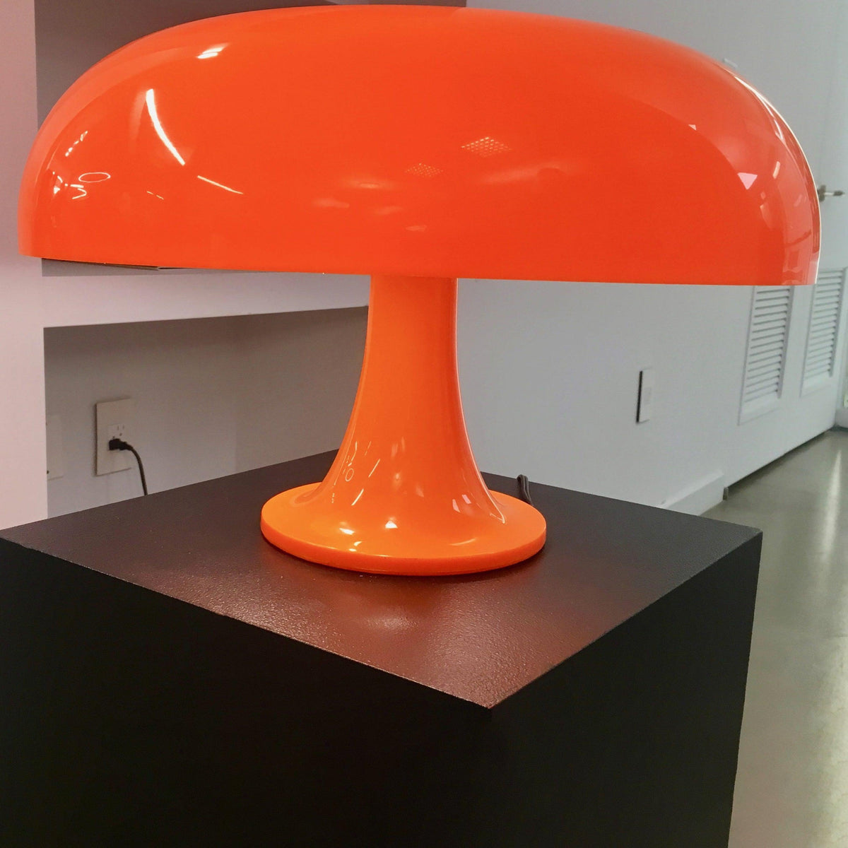 Orelielia lámpara de mesa de estilo lúdico