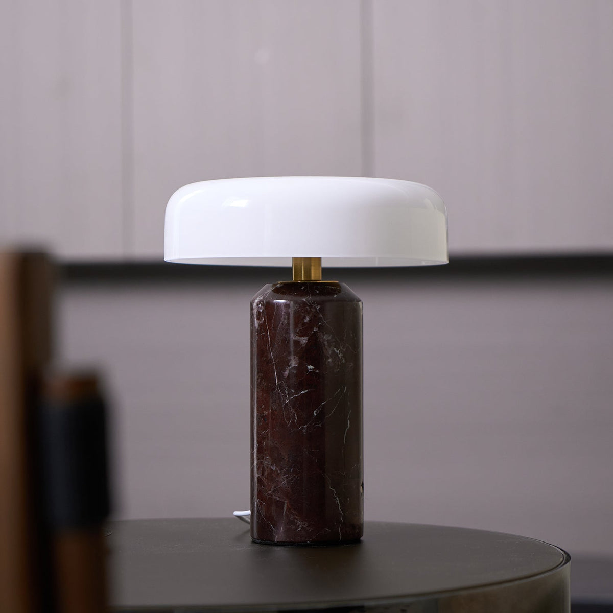 Ryvek lámpara de mesa moderna de mármol