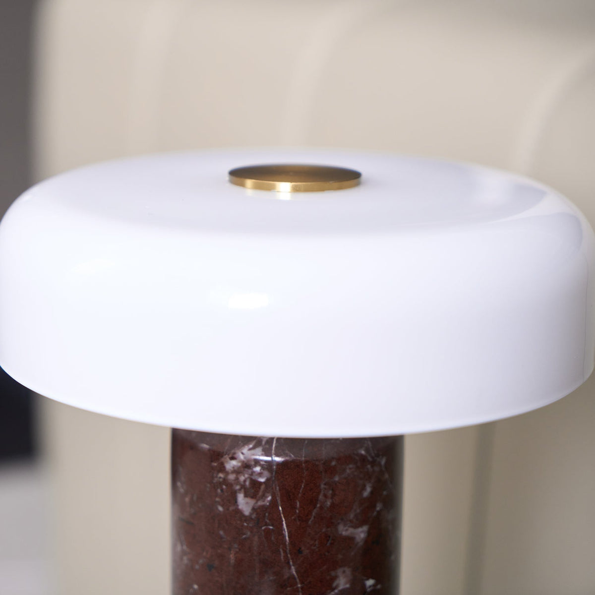 Ryvek lámpara de mesa moderna de mármol