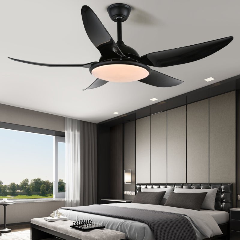Aquila ventilador de techo con luz moderno