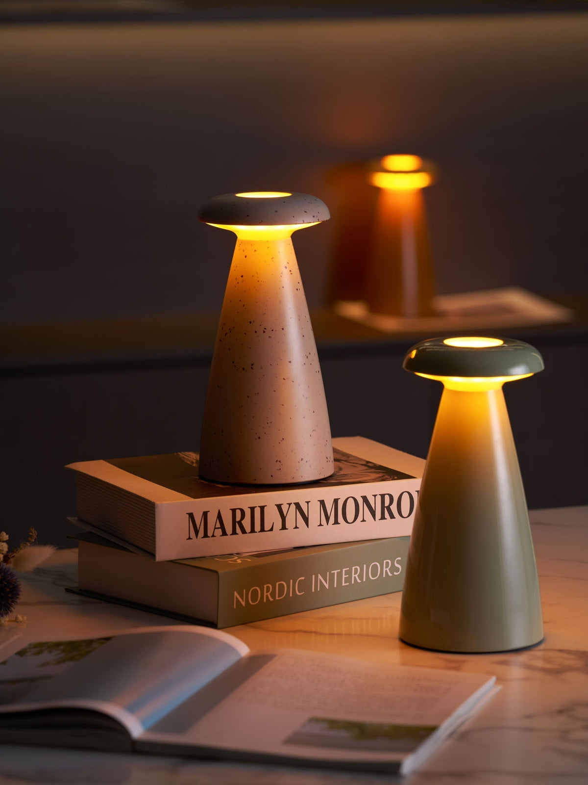 Mushroove lámpara de mesa de cerámica minimalista