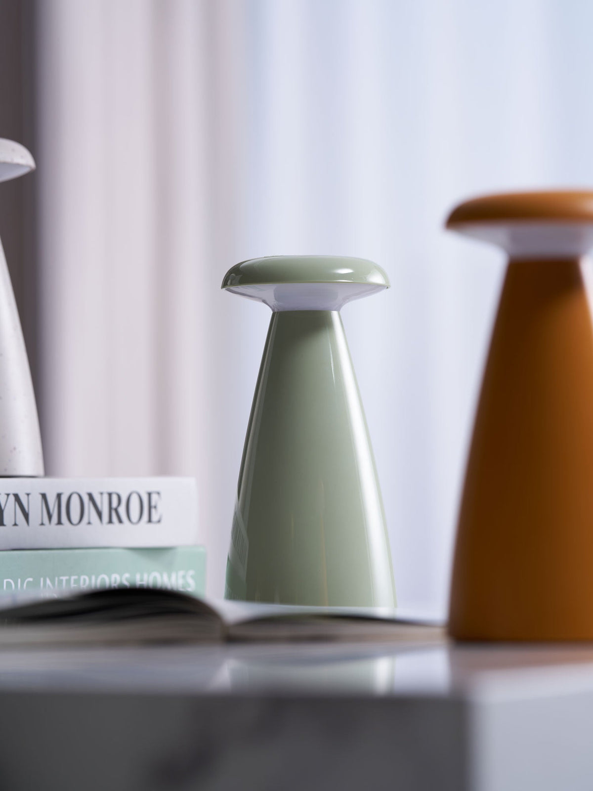 Mushroove lámpara de mesa de cerámica minimalista