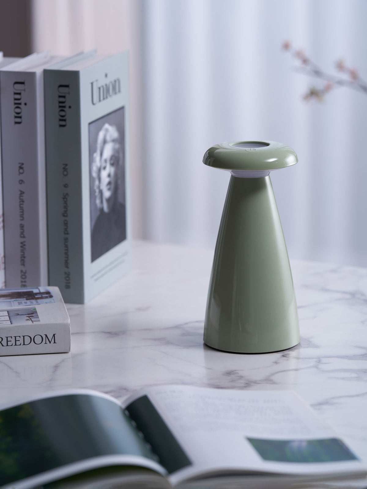 Mushroove lámpara de mesa de cerámica minimalista