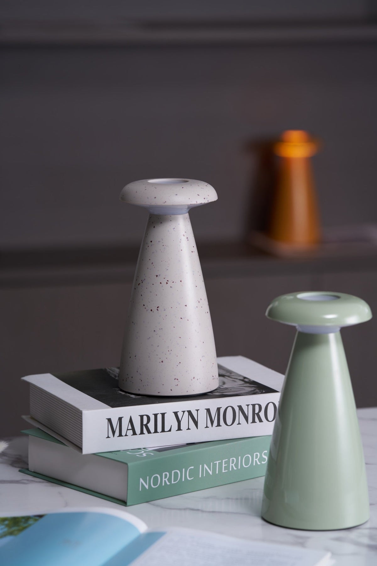 Mushroove lámpara de mesa de cerámica minimalista