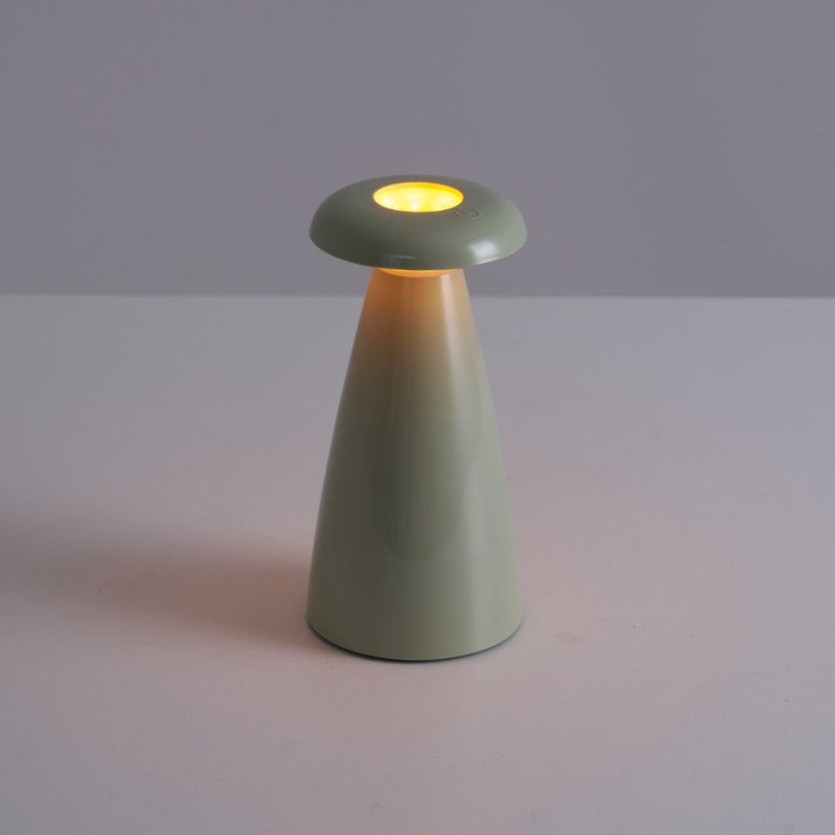 Mushroove lámpara de mesa de cerámica minimalista
