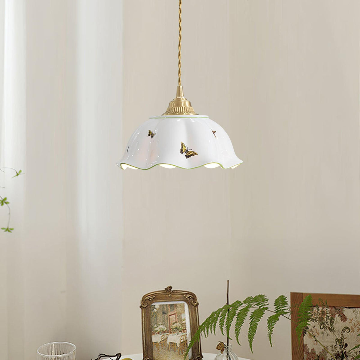 Lumina lámpara colgante cerámica pétalos mariposas vintage
