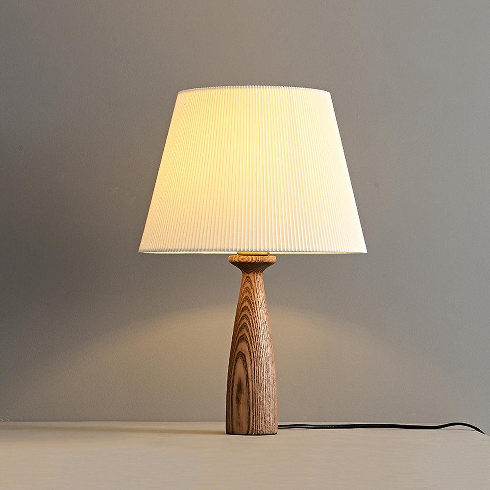Soma lámpara de mesa Nora de madera de nogal