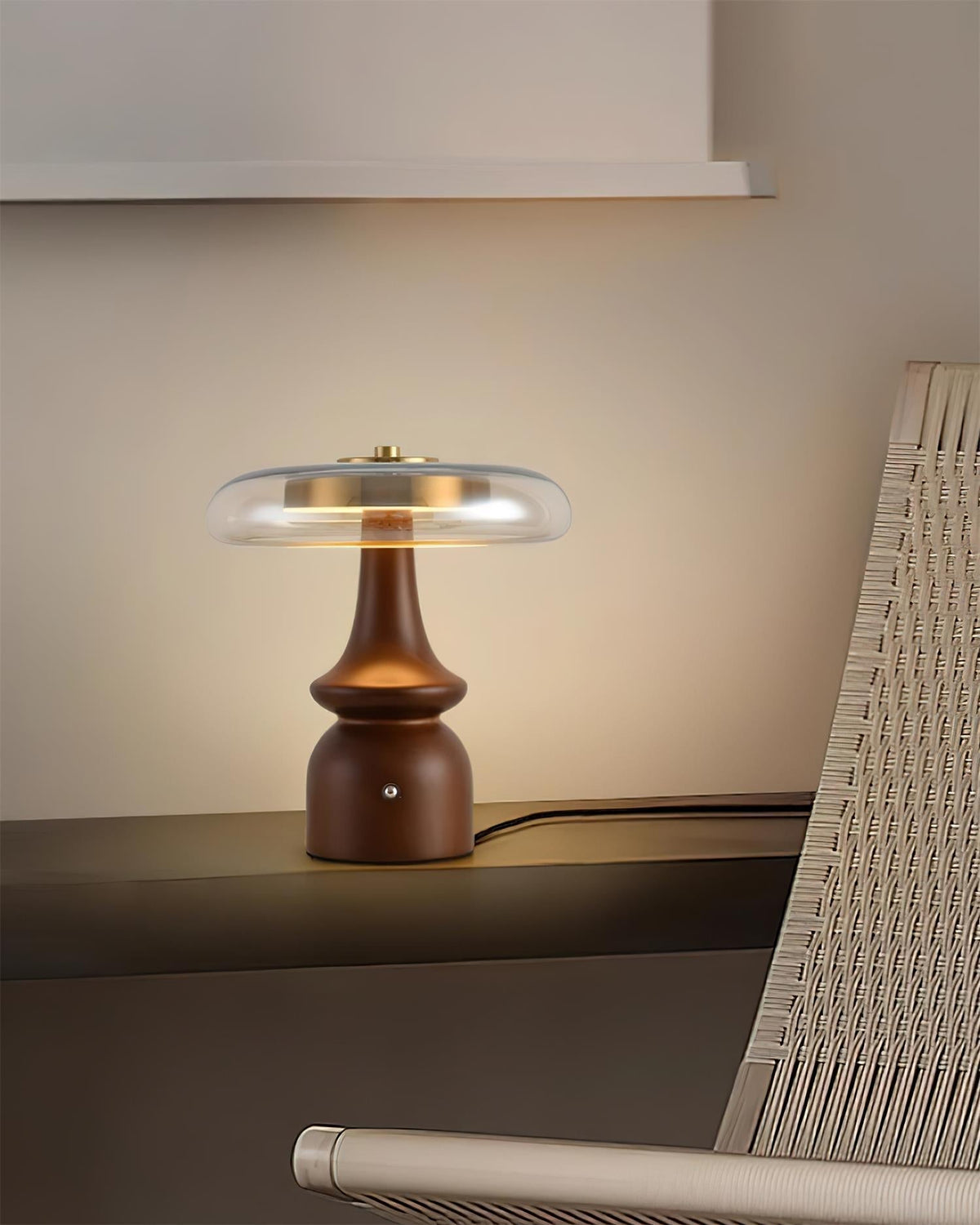 Moro lámpara de mesa de madera